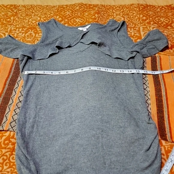 Candies peek a boo top. - Picture 2 of 7